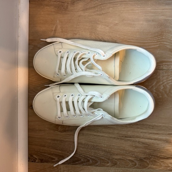 Gucci Sneakers - Picture 4 of 5